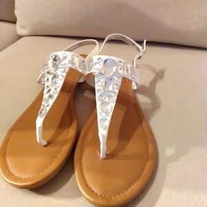 Rampage white sandals size 8